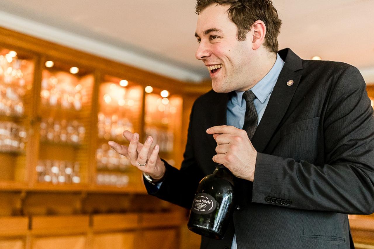 Florian Richter ist der beste Sommelier Deutschlands