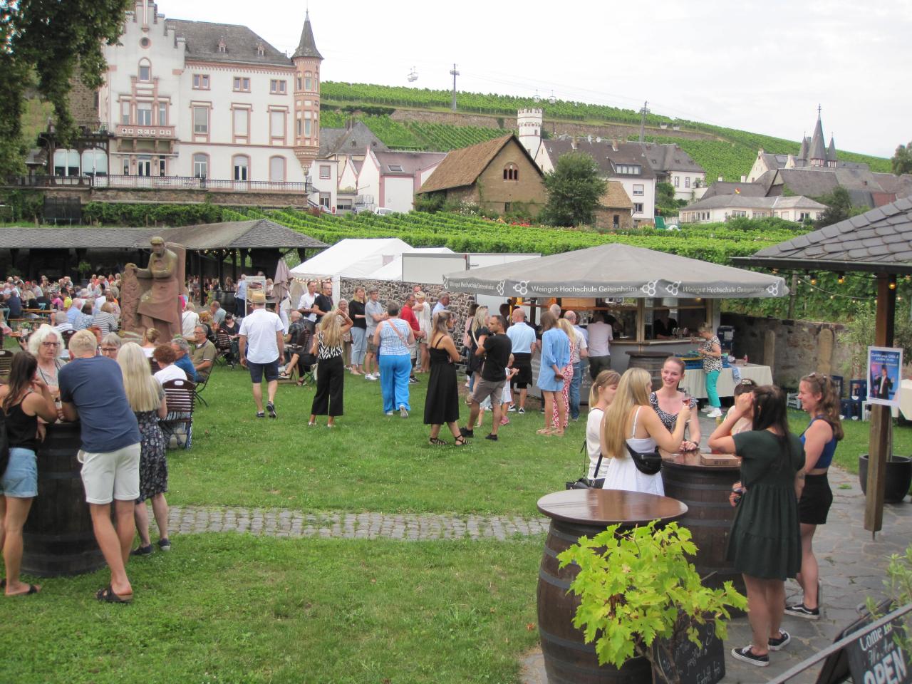 Treffpunkt Burggarten rund um die Brömserburg