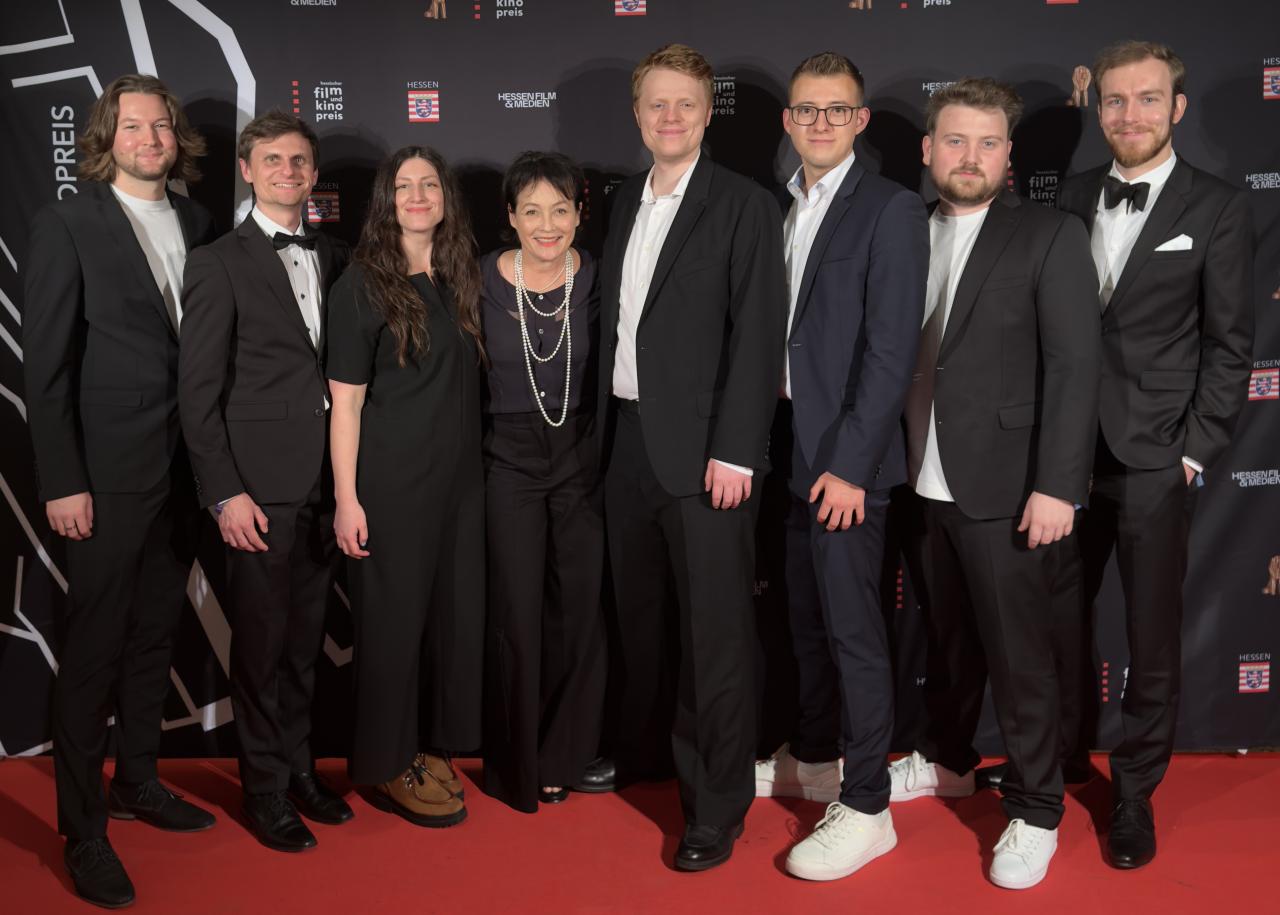 das Team von Kunstscheissée um Mark Menzel bei der Verleihungsgala