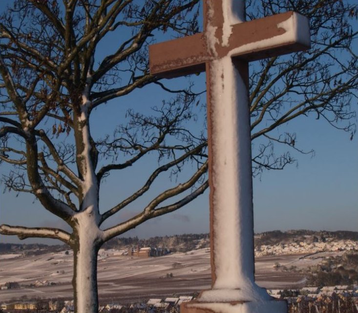 Am Rothenbergkreuz in Geisenheim