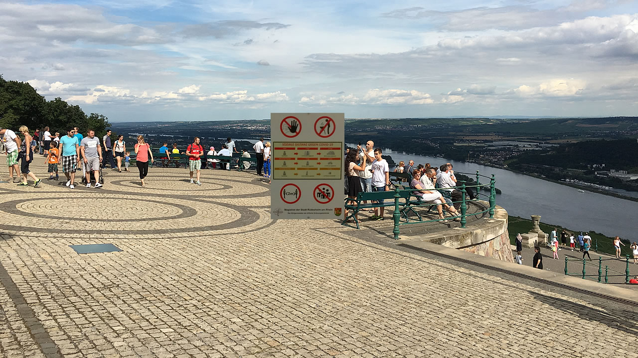 Am Niederwalddenkmal