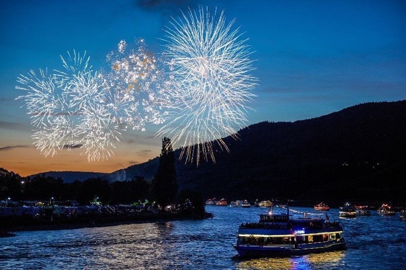 Rhein in Flammen