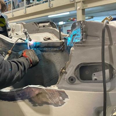 Mazda 323 BG GTR Restauration - Längsträger Neuteil in Handarbeit hergestellt.
